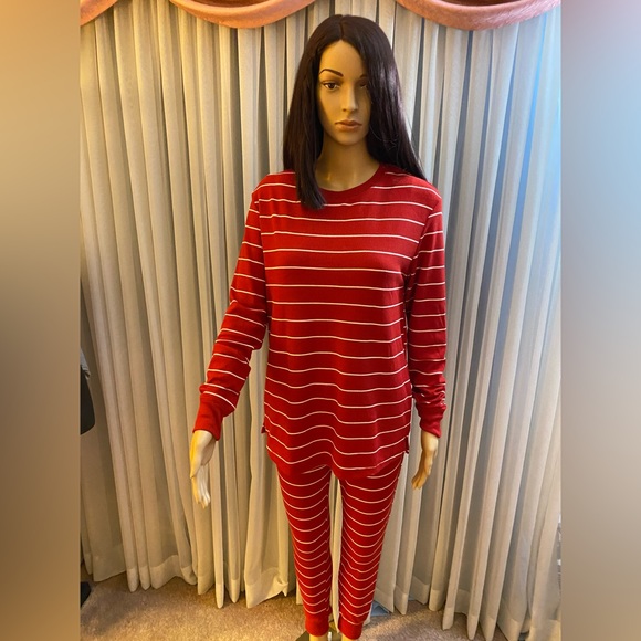🆕 Stars Above 2 Piece Pajama Set - Red Stripe - Small - Picture 2 of 8